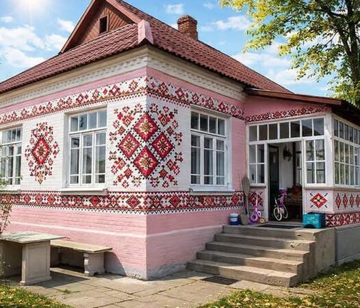 Ирина с Андреем вернулись домой после отдыха.